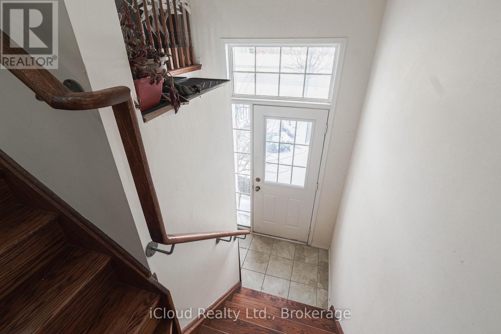 55 MAIDSTONE WAY Image 2