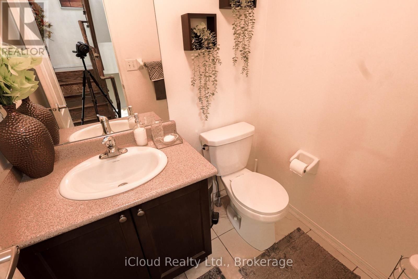 55 MAIDSTONE WAY Image 25