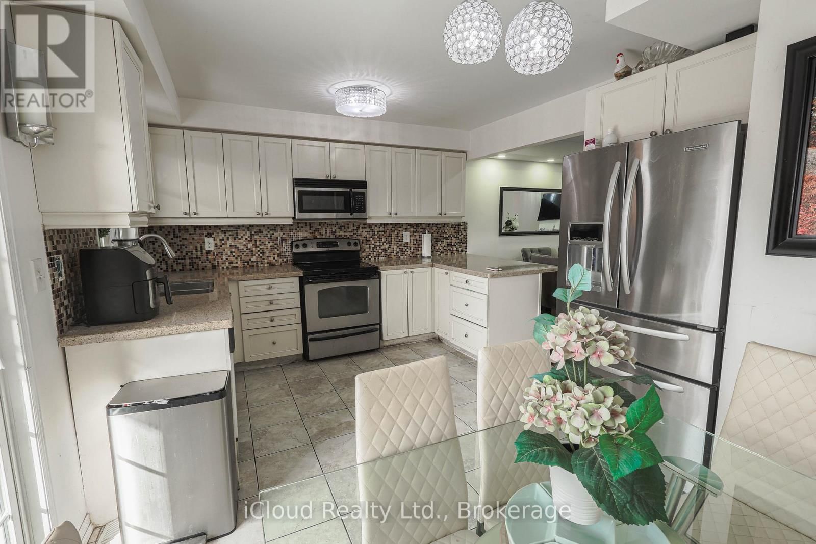 55 MAIDSTONE WAY Image 4