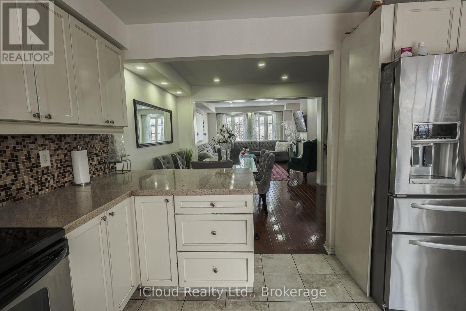 55 MAIDSTONE WAY Image 5