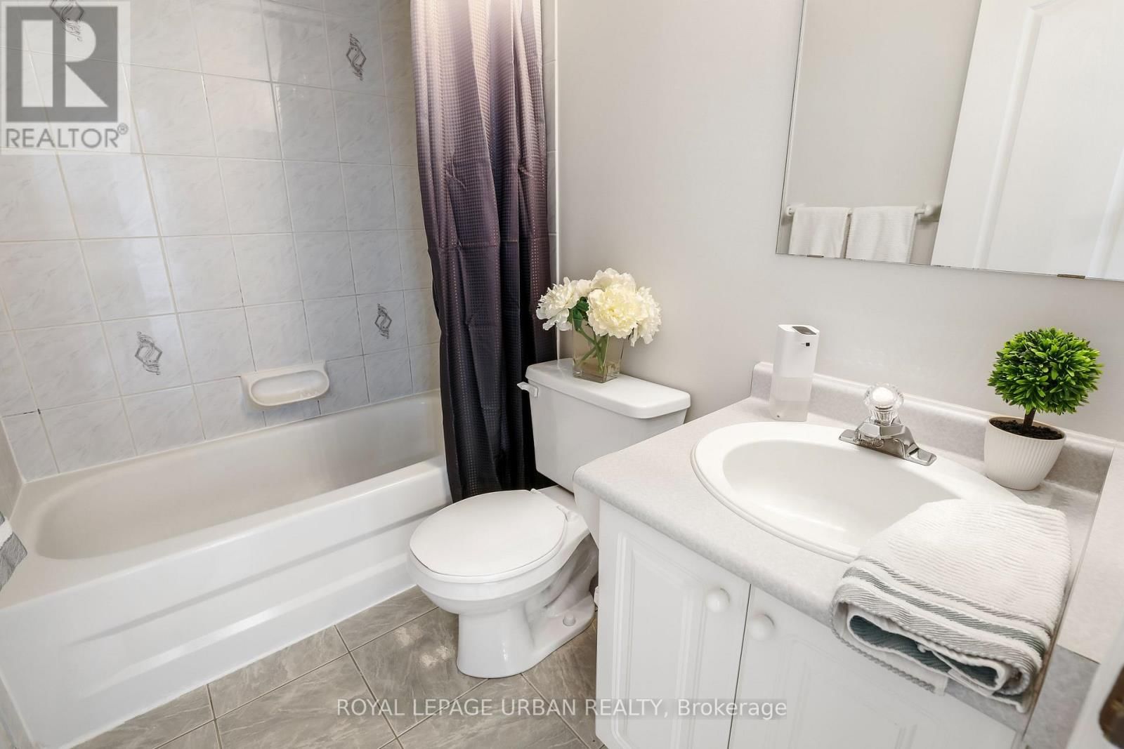 1505 GARLAND CRESCENT Image 22