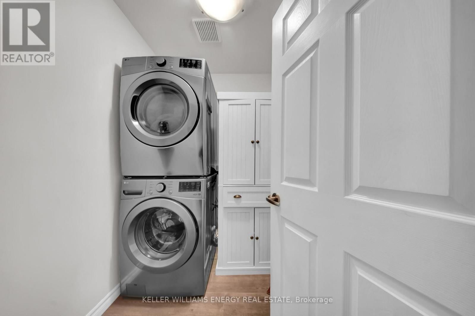 20 HEARTHSTONE CRESCENT Image 24