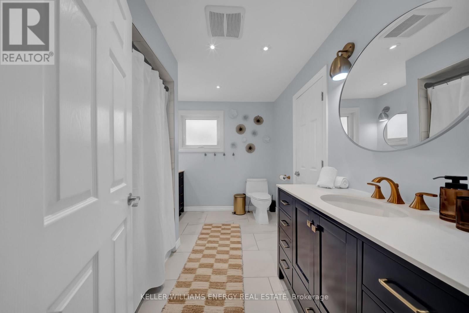 20 HEARTHSTONE CRESCENT Image 33