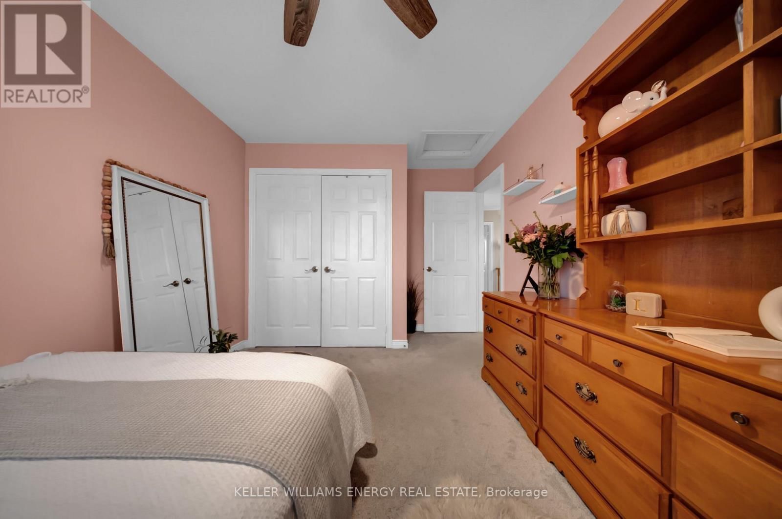 20 HEARTHSTONE CRESCENT Image 35