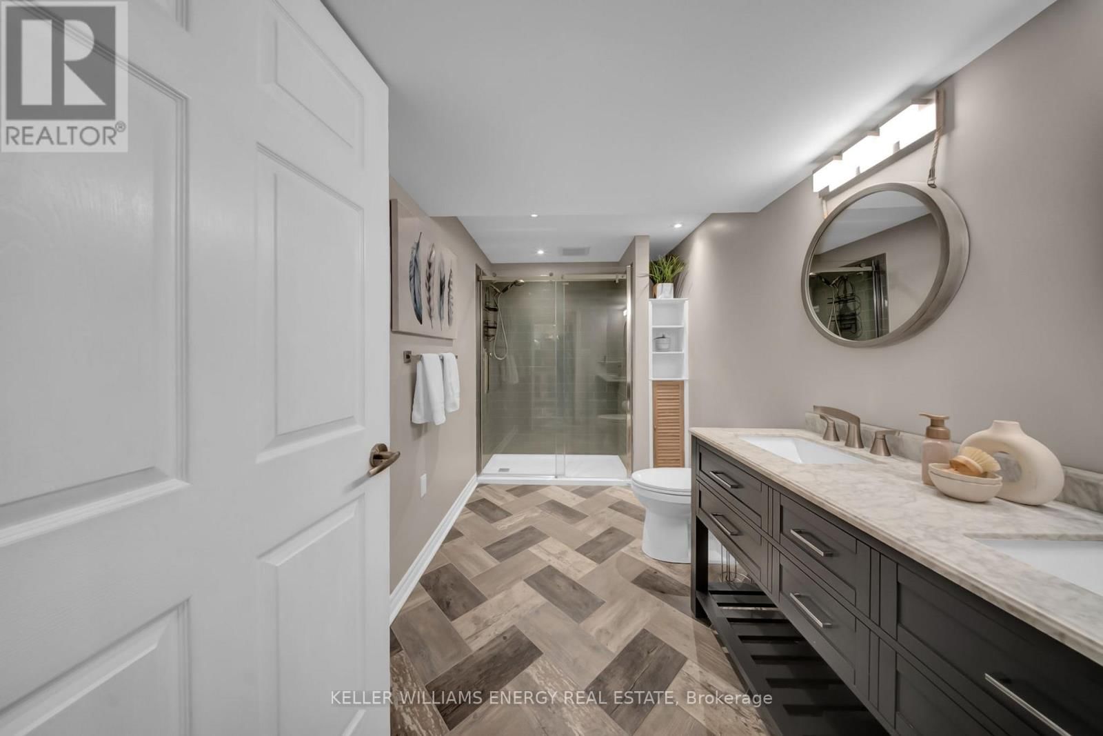 20 HEARTHSTONE CRESCENT Image 39