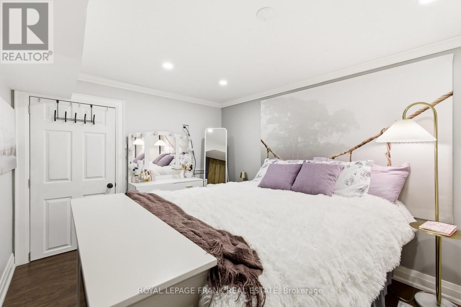 64 CALEB STREET Image 38