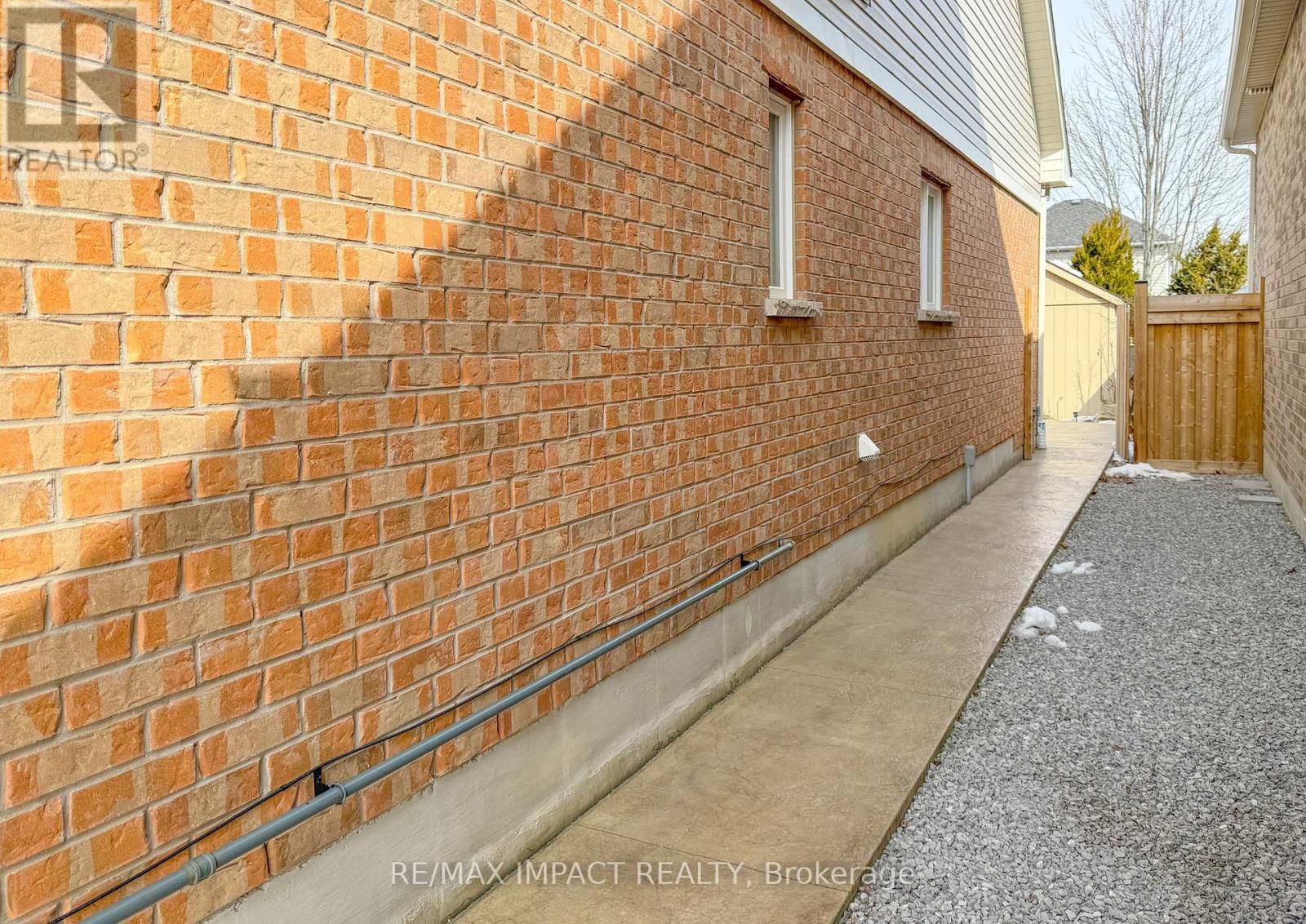 23 LOUIS WAY Image 33