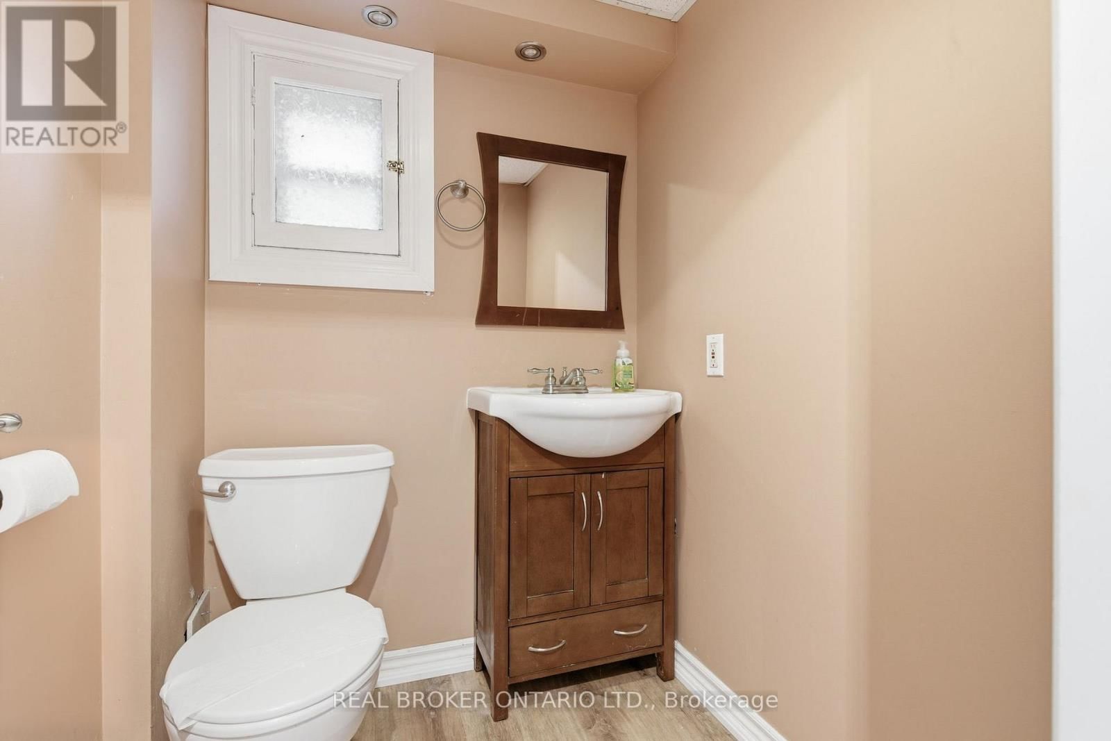 475 KINGSWOOD ROAD Image 23