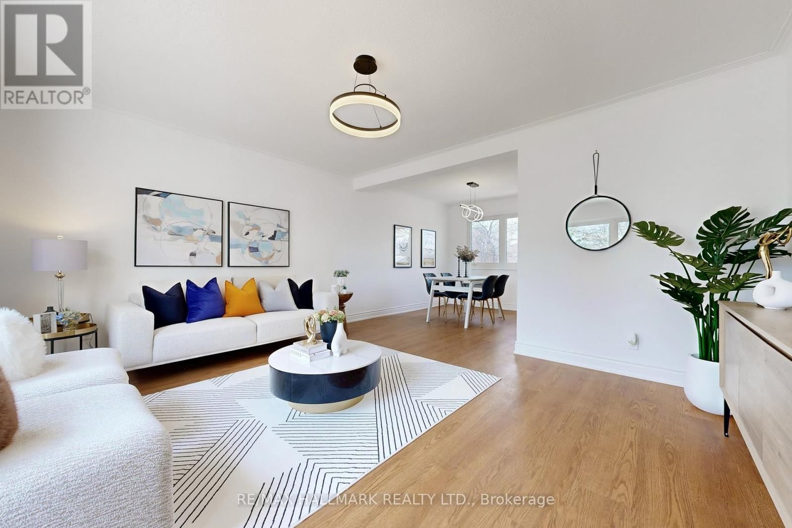 16 MARCHINGTON CIRCLE Image 4