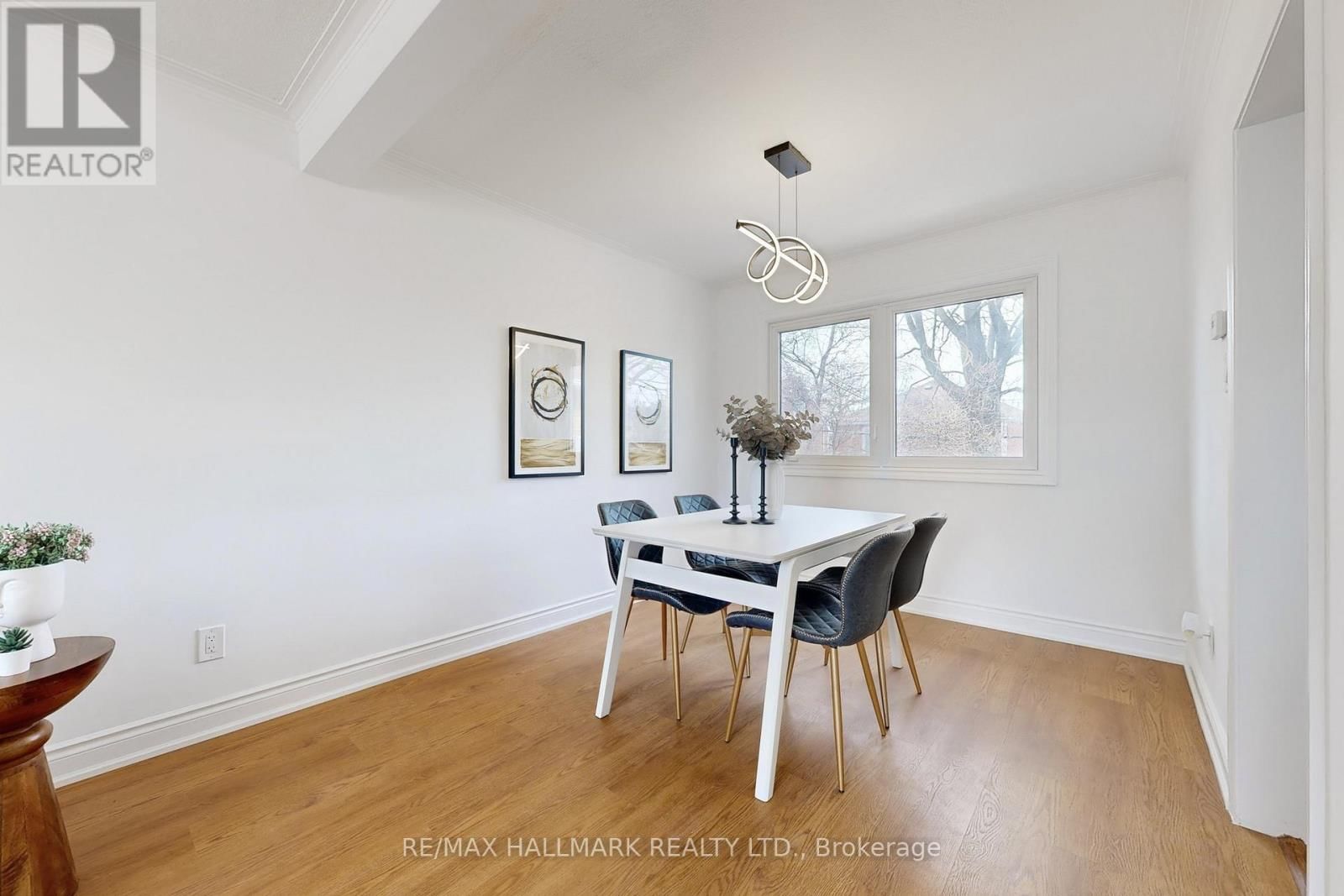 16 MARCHINGTON CIRCLE Image 8