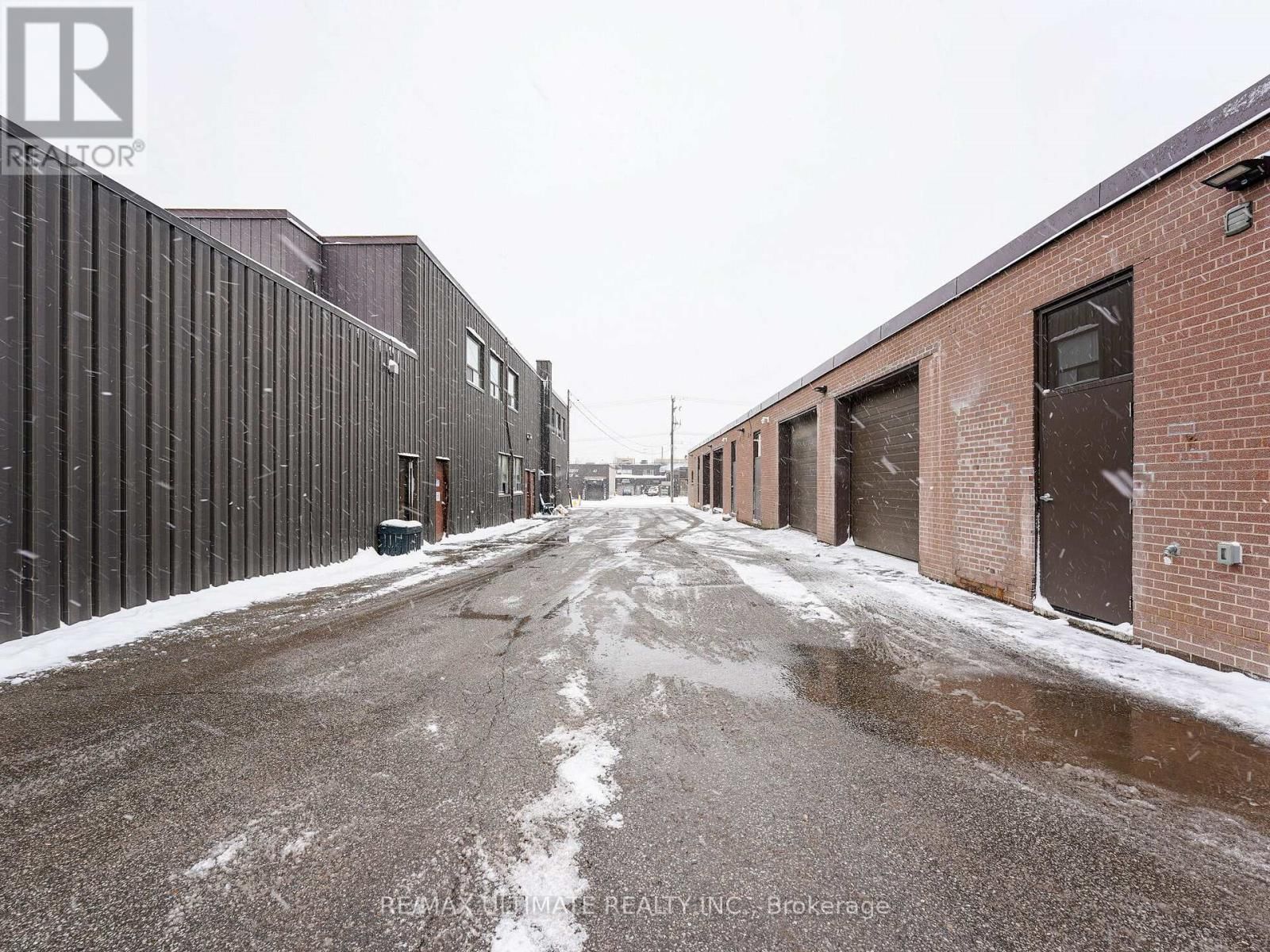 4 - 44 CROCKFORD BOULEVARD Image 31