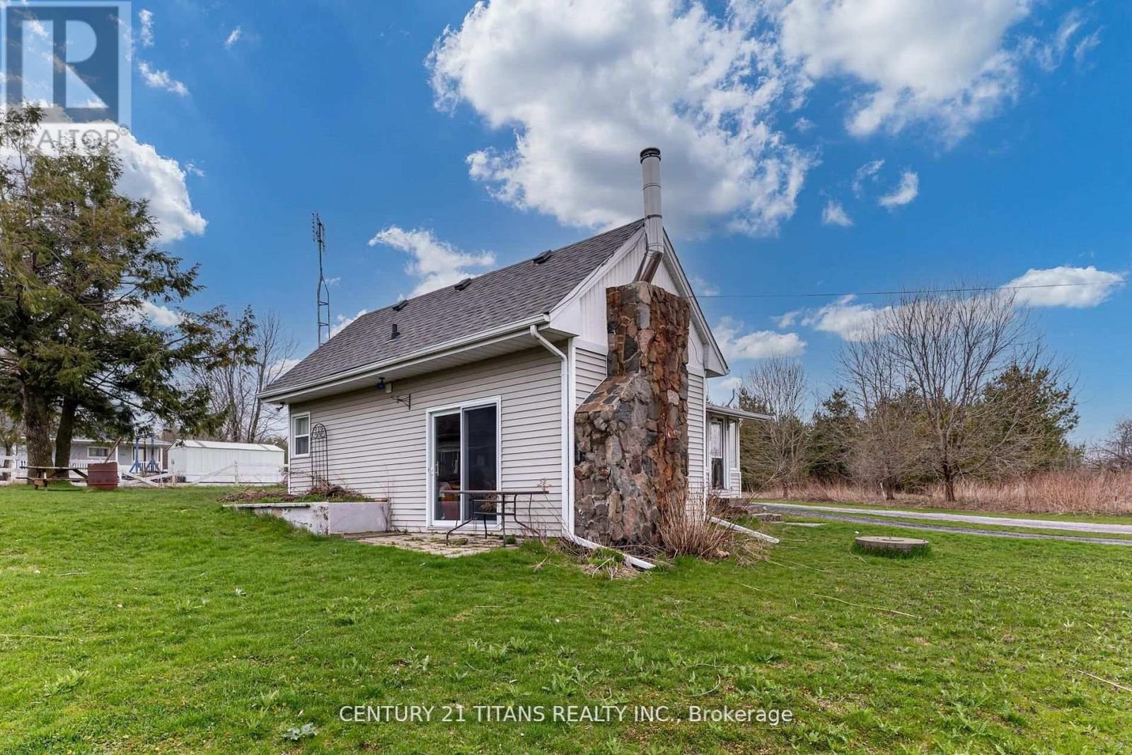 130 WEST BEACH ROAD Image 3