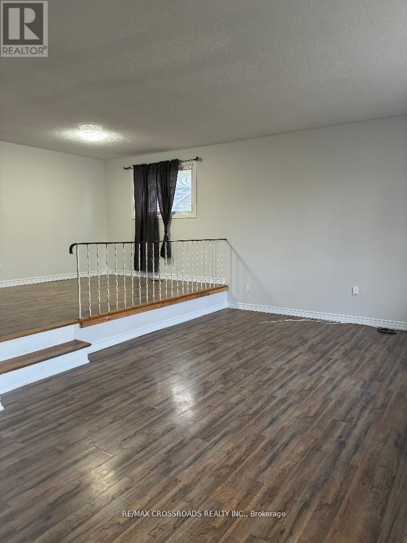 24 COLE AVENUE Image 10