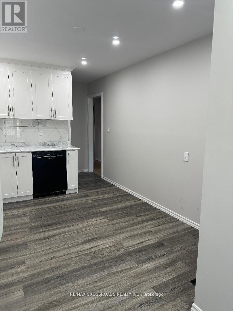 24 COLE AVENUE Image 5