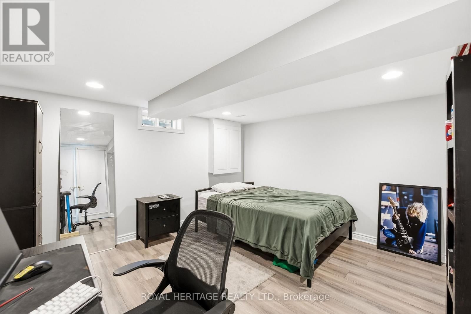 148 GUTHRIE CRESCENT Image 28