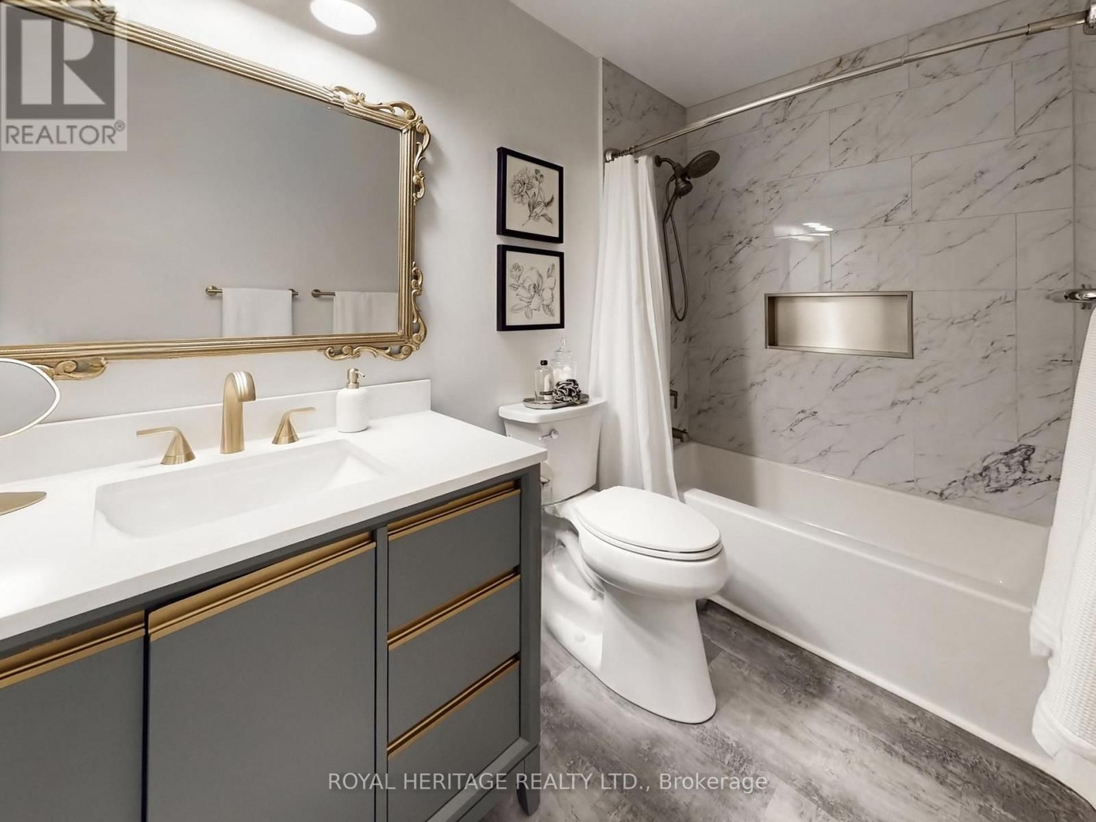 39 - 10 BASSETT BOULEVARD Image 29