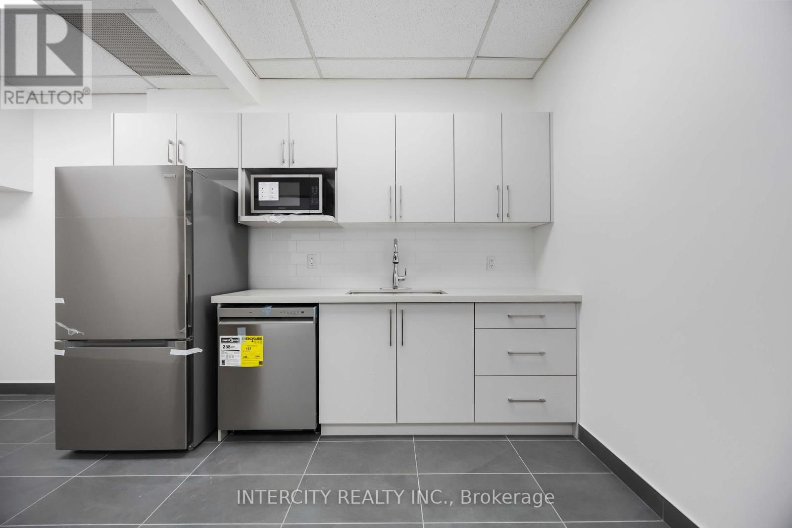 65 MELFORD DRIVE Image 3