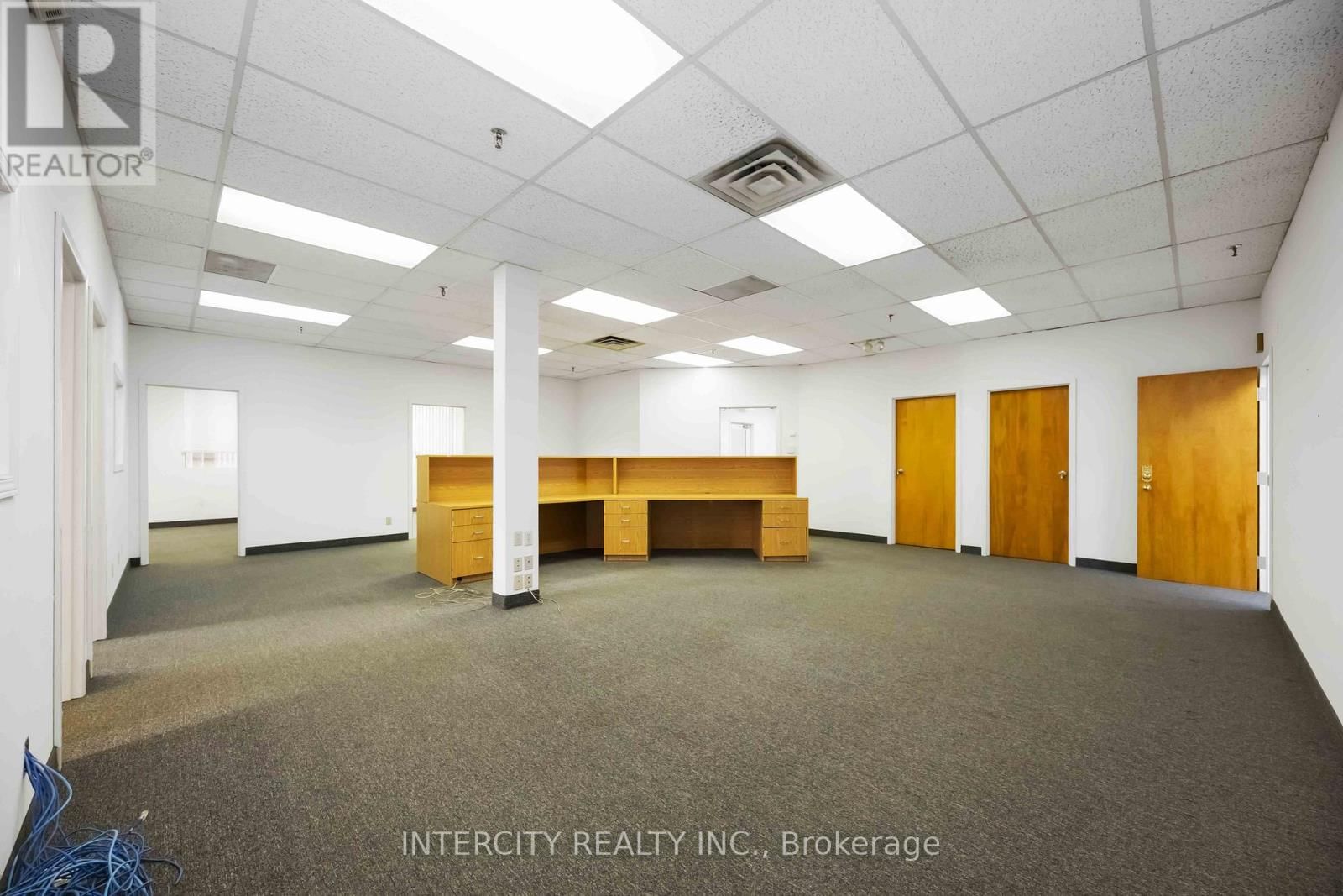 Unit A/B - 65 MELFORD DRIVE Image 12