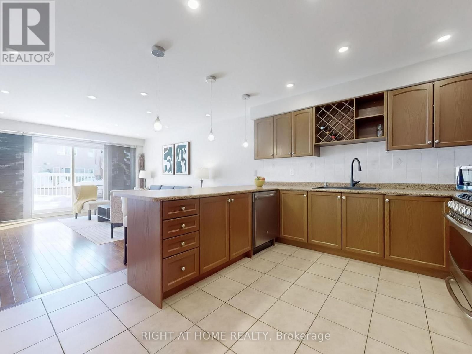 49 WILKES CRESCENT Image 8