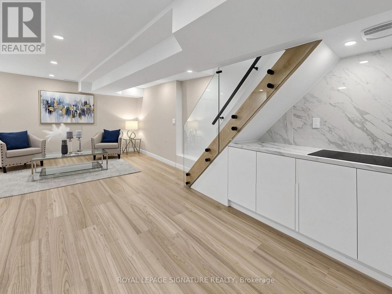 149 VICTOR AVENUE Image 34