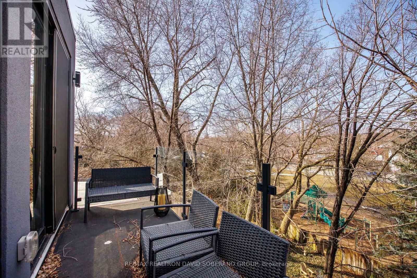 90 EAST LYNN AVENUE Image 27