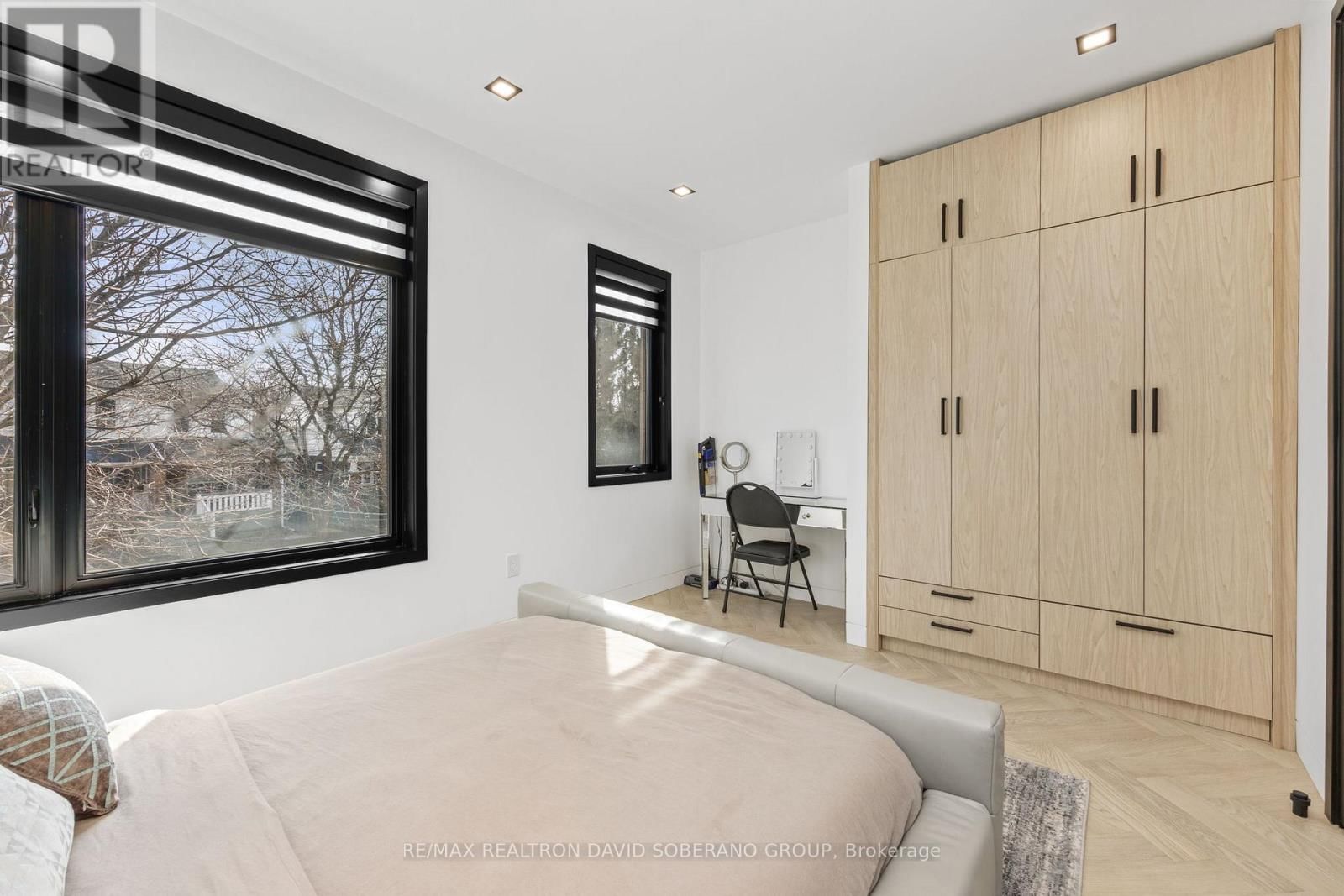 90 EAST LYNN AVENUE Image 33