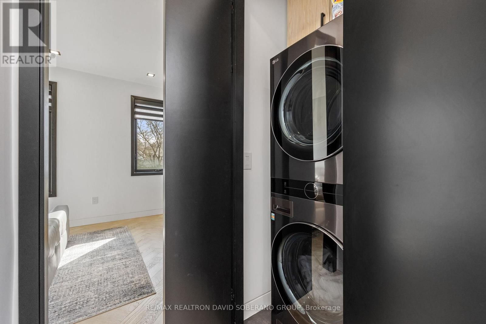 90 EAST LYNN AVENUE Image 35