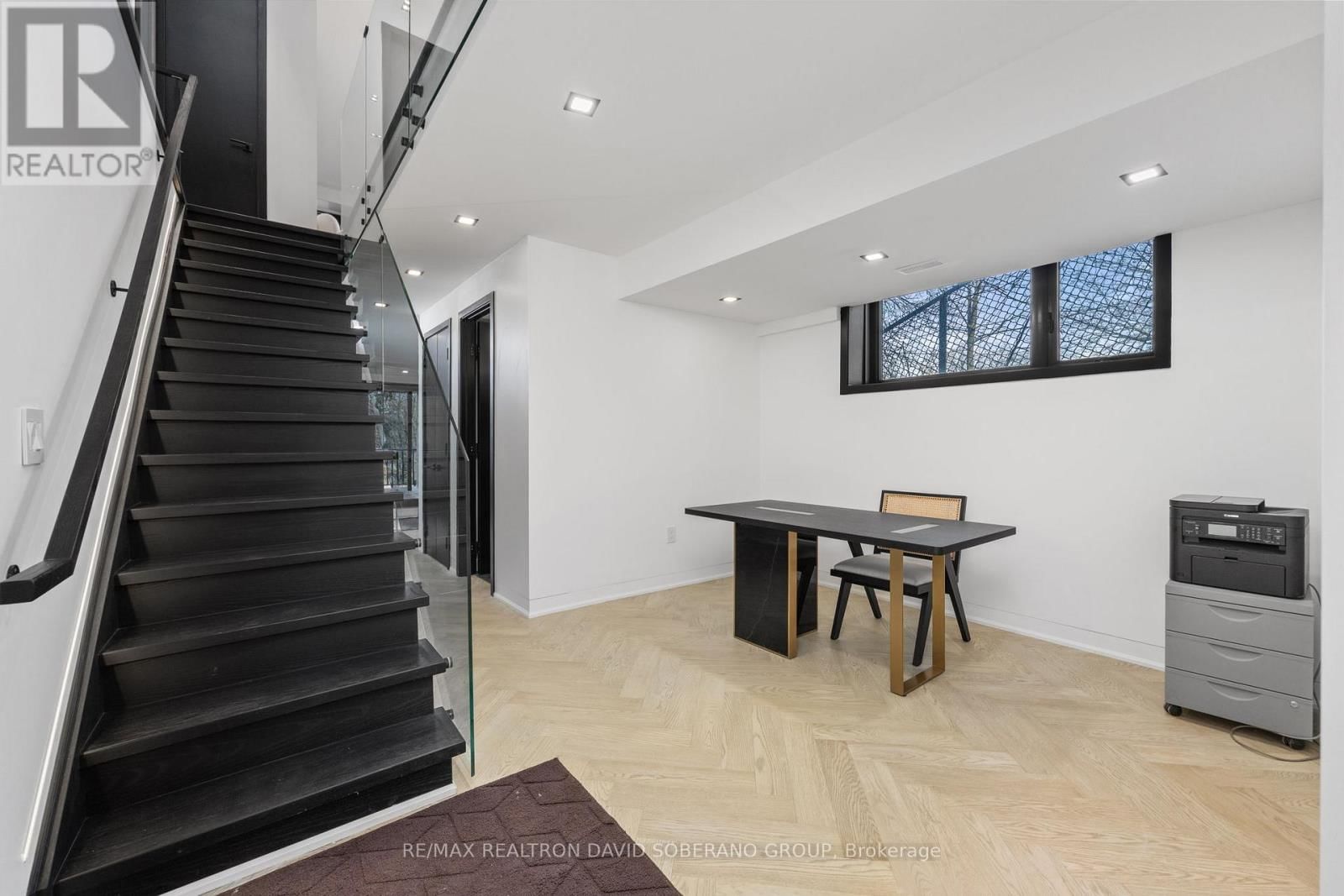 90 EAST LYNN AVENUE Image 36