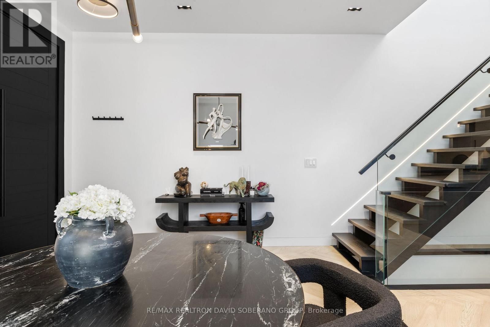 90 EAST LYNN AVENUE Image 7