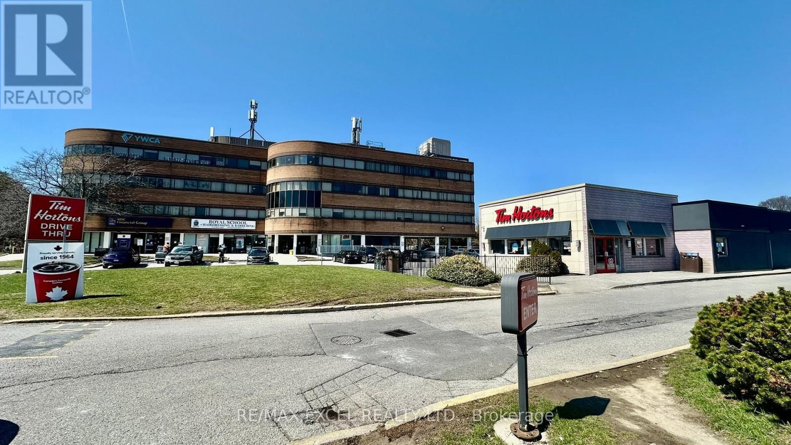 203a - 3090 KINGSTON ROAD Image 2