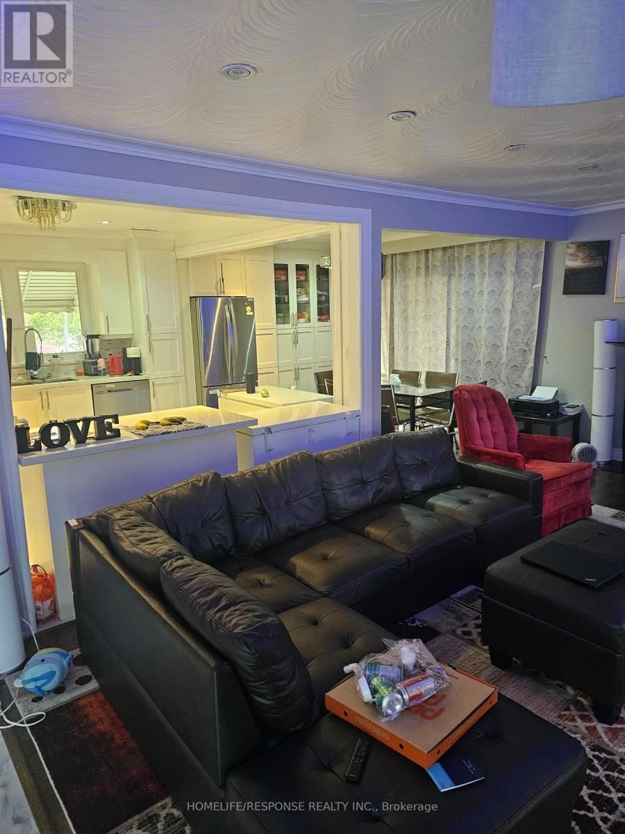 36 GAIETY DRIVE Image 15