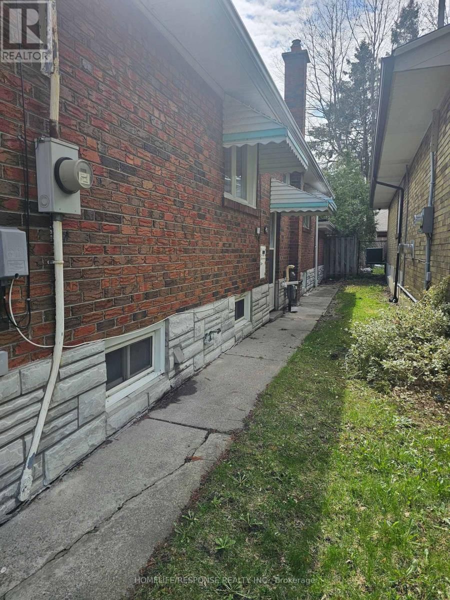 36 GAIETY DRIVE Image 16