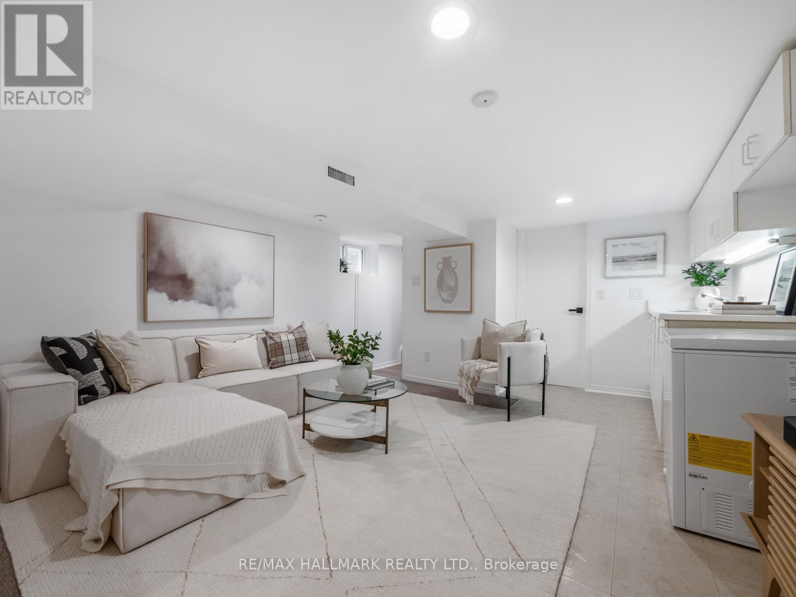 116 COLEMAN AVENUE Image 25