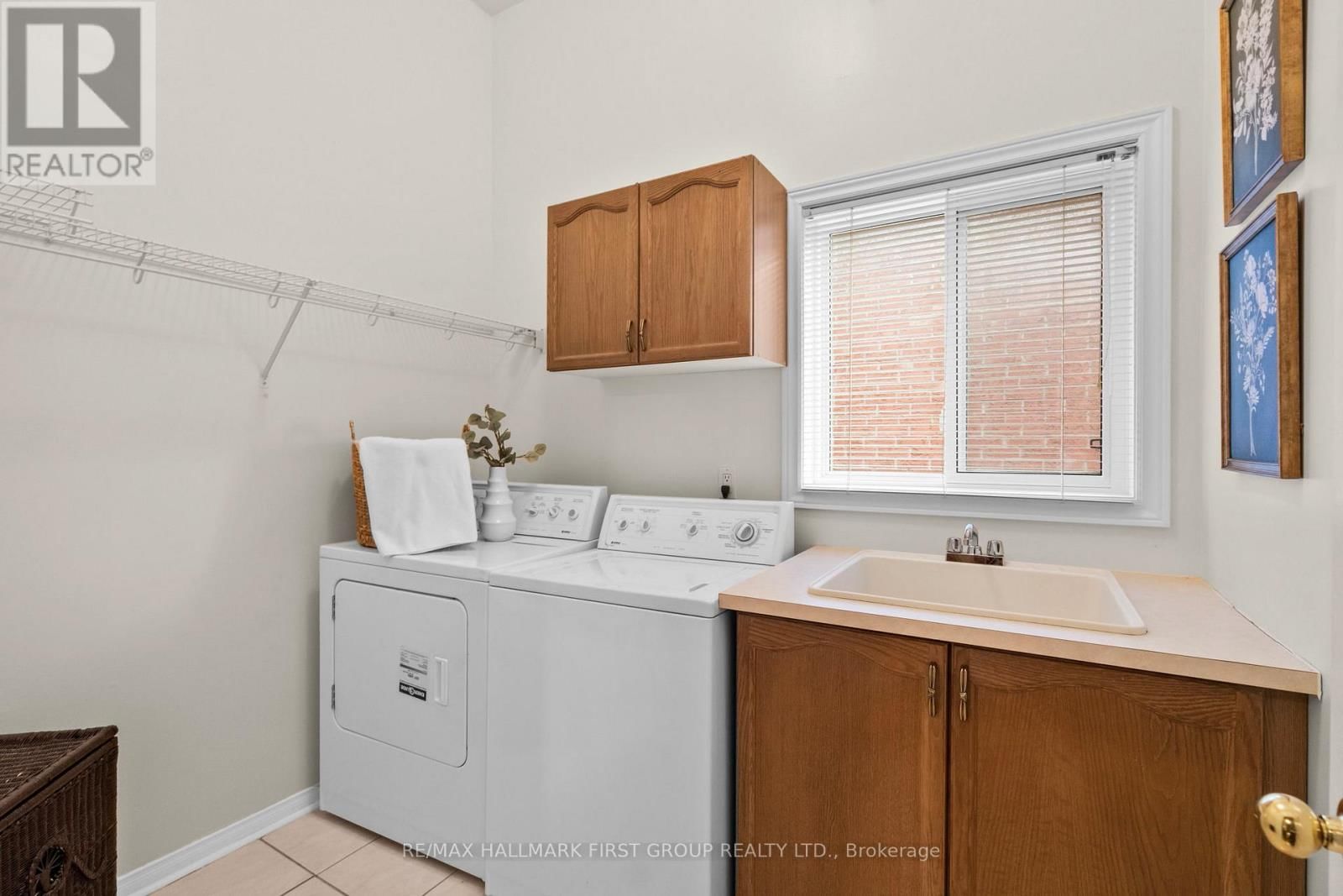 1907 WOODVIEW AVENUE Image 19