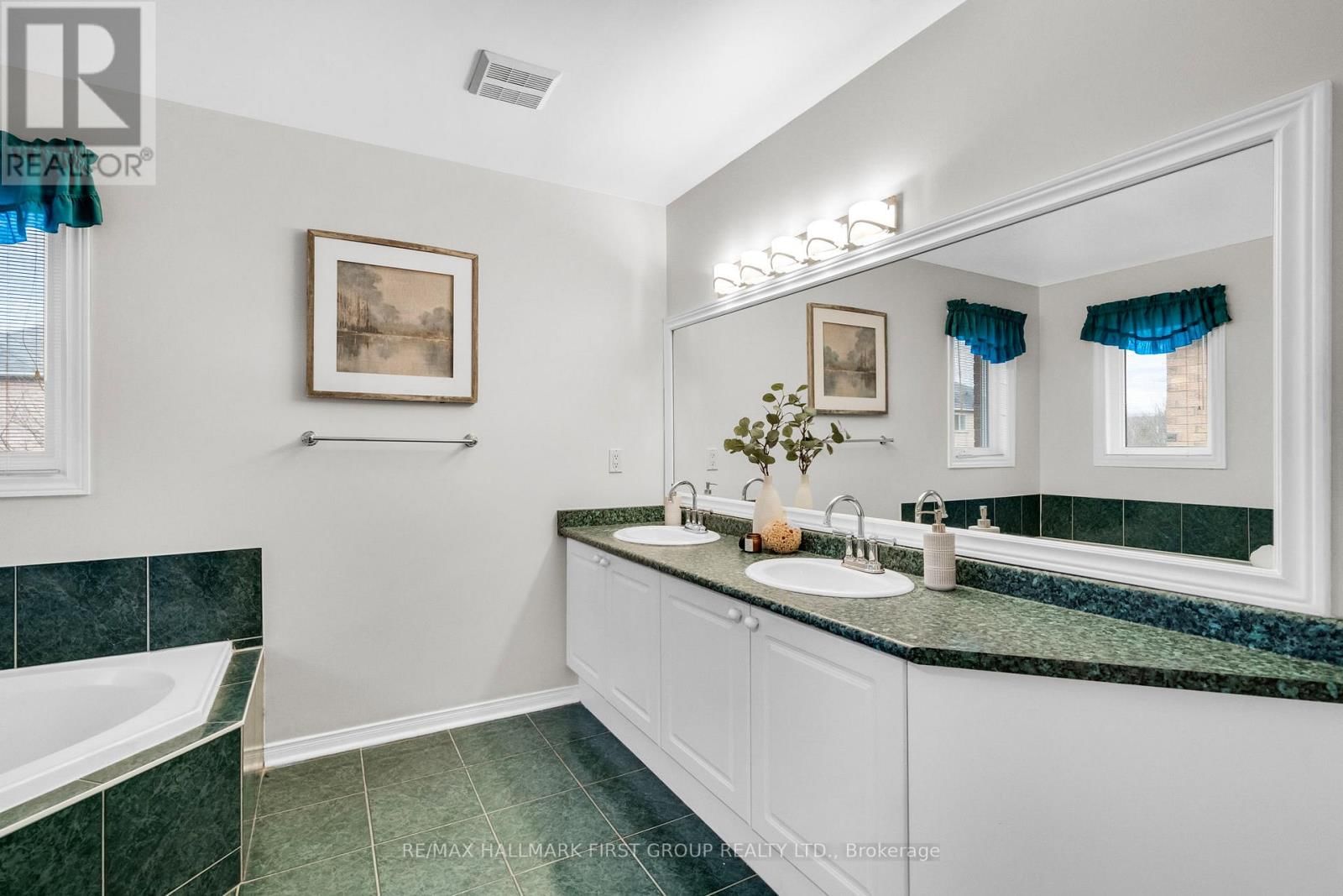 1907 WOODVIEW AVENUE Image 25