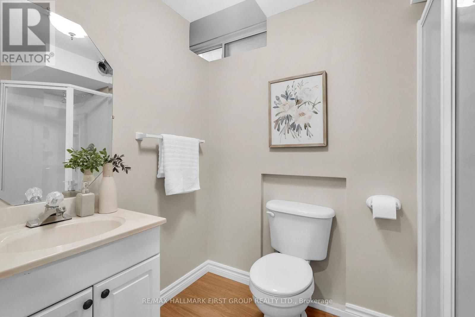 1907 WOODVIEW AVENUE Image 37