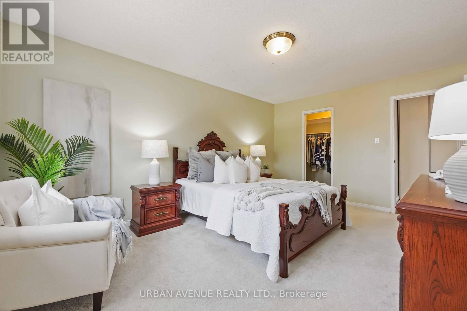 711 COWAN CIRCLE Image 35