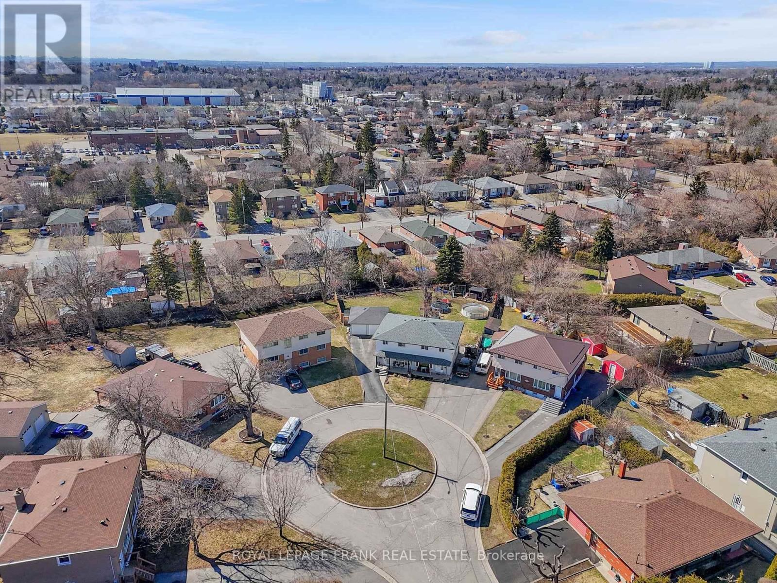 590 TALBOT COURT Image 39