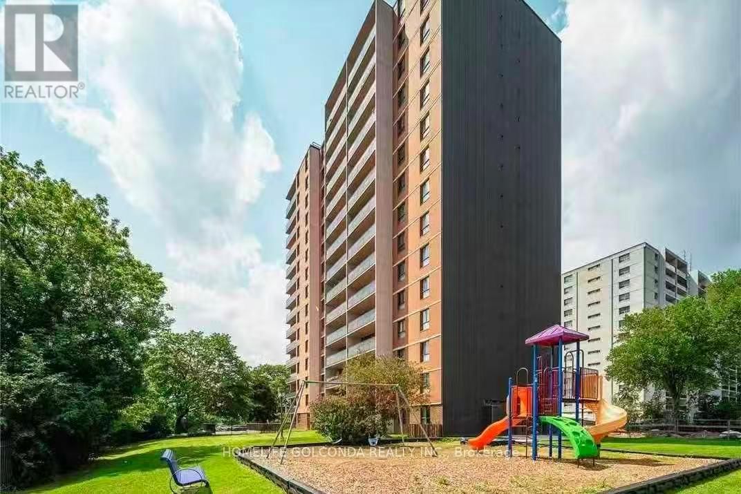 1004 - 2721 VICTORIA PARK AVENUE Image 19