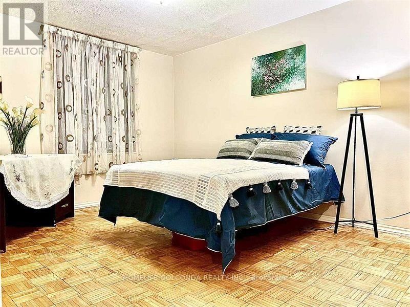 1004 - 2721 VICTORIA PARK AVENUE Image 5