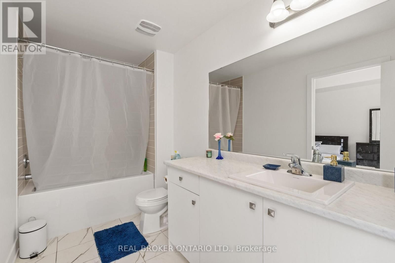 9 NAUTICAL WAY Image 12