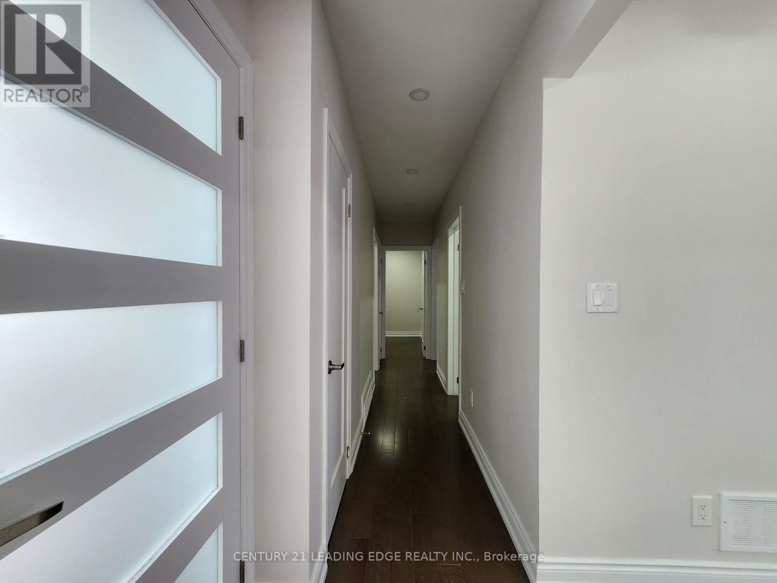 53 MILFORD HAVEN DRIVE Image 9