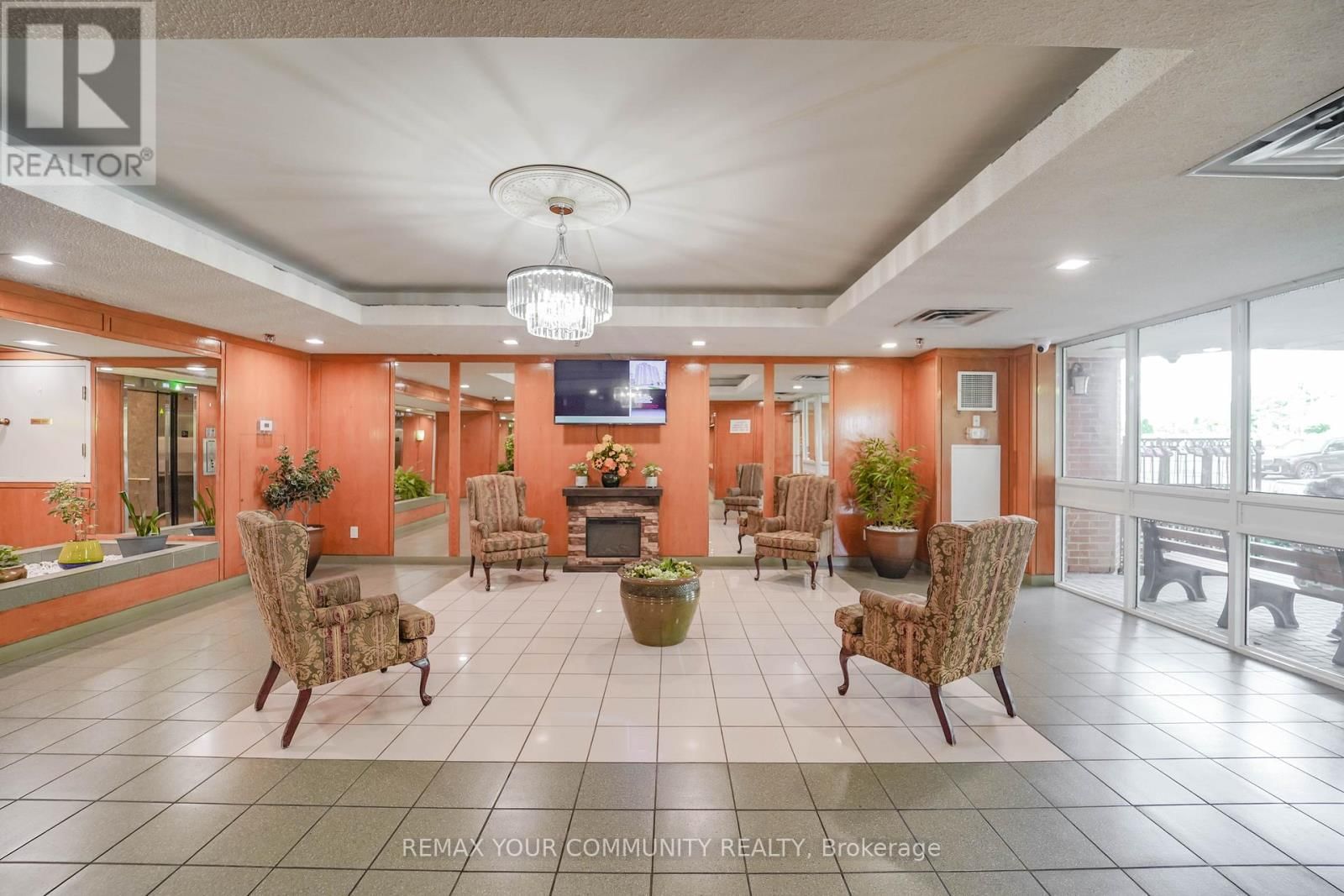 103 - 410 MCLEVIN AVENUE Image 25