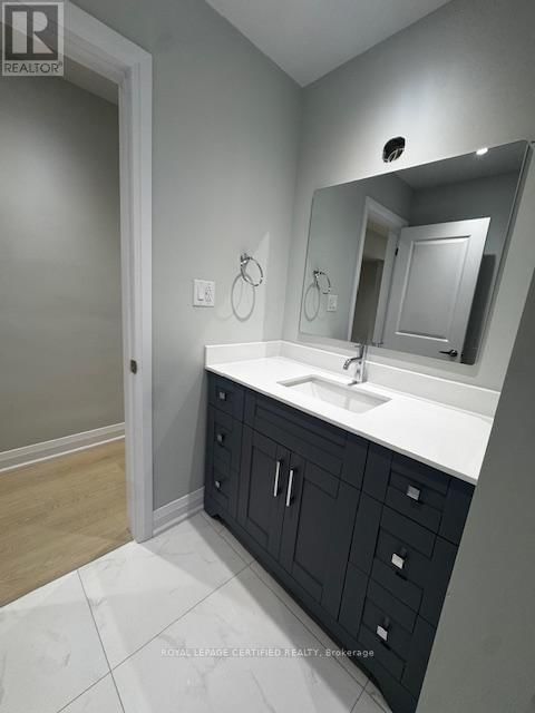 16 ALMOND AVENUE Image 12