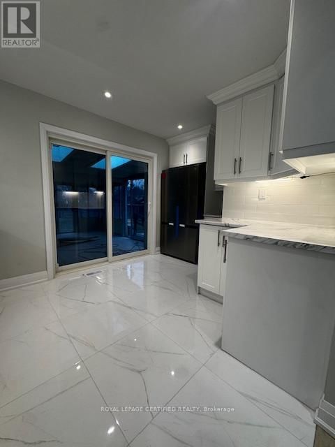 16 ALMOND AVENUE Image 23