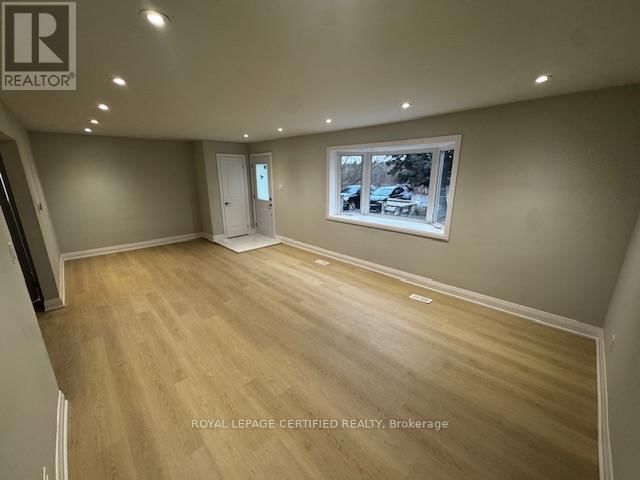 16 ALMOND AVENUE Image 4