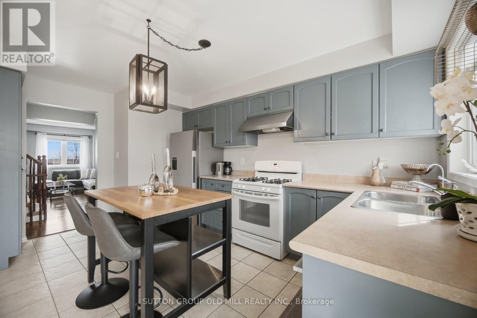 946 AUDLEY ROAD NORTH Image 14