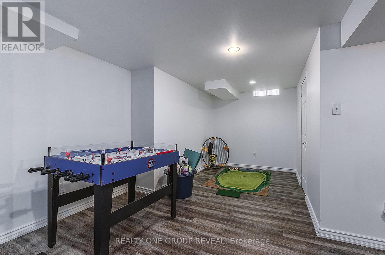 37 WETHERBURN DRIVE Image 36