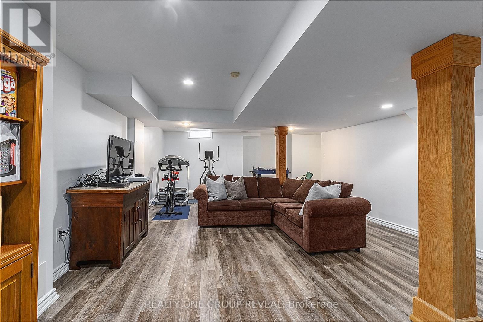 37 WETHERBURN DRIVE Image 37