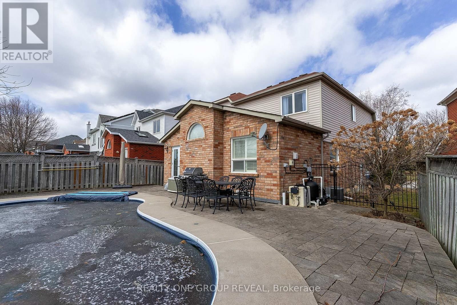 37 WETHERBURN DRIVE Image 38